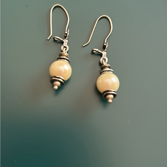 SILPADA 925 Sterling Silver Light the Way Pearl Earrings W0922 - Picture 2 of 2